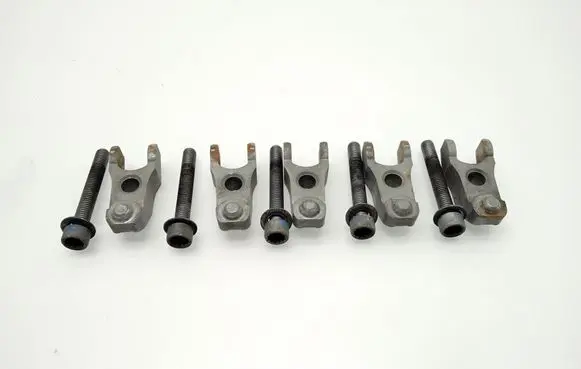Volkswagen Crafter Fuel Injector clamp holder 