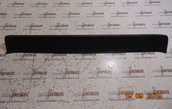 Honda CR-V Front sill trim cover 84252SWAA