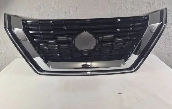 Nissan X-Trail T33 Front grill 623106RA0A