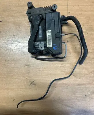 Citroen C4 I Picasso Air suspension compressor/pump 4154040156