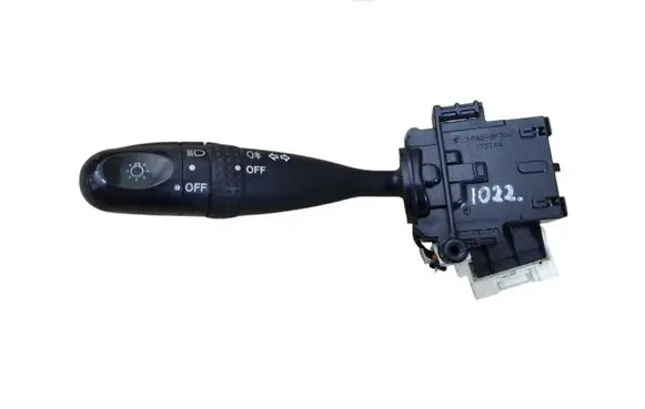 Suzuki Grand Vitara II Indicator stalk 173744