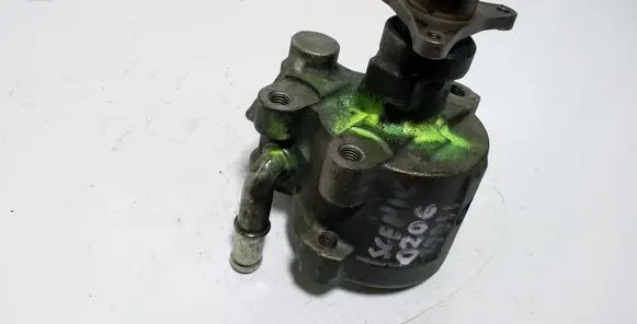 Renault Scenic I Power steering pump 26058572 7700417308 7700415198