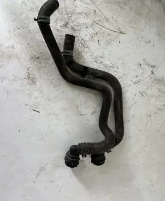 Volkswagen Golf VII Engine coolant pipe/hose 5Q0121156C