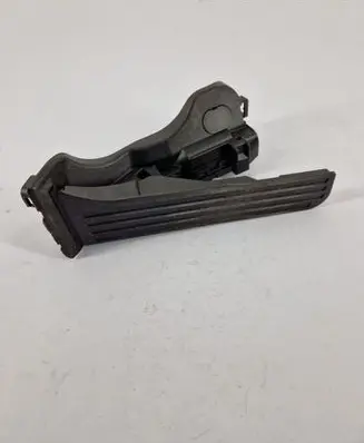 Volkswagen Golf V Accelerator throttle pedal 1K1721503P