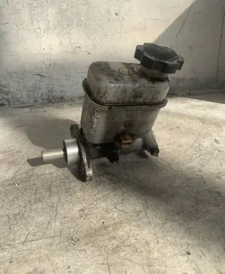 Hyundai Santa Fe Master brake cylinder