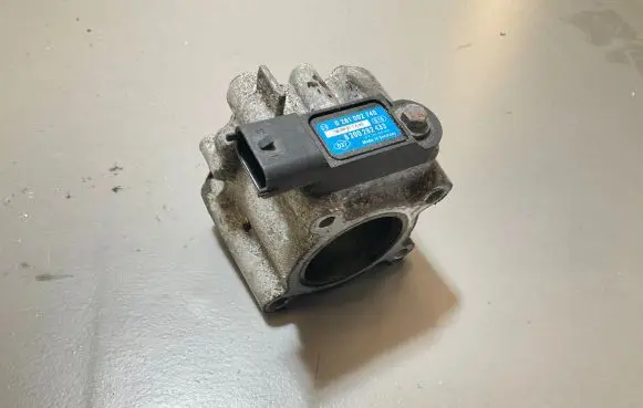 Nissan X-Trail T31 Air pressure sensor 8200292433 0281002740 8200185545