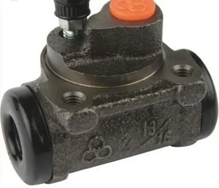Nissan Primera Front brake caliper J3241000