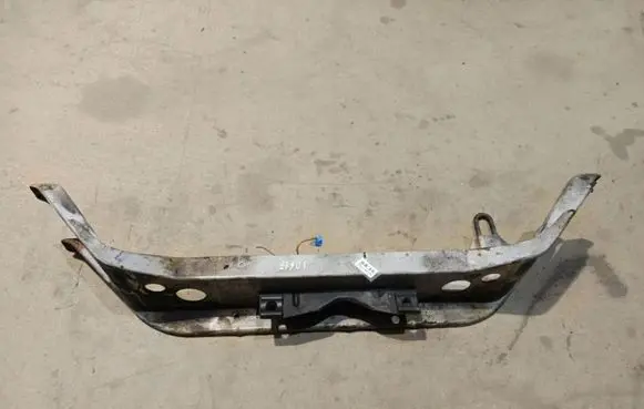 Mercedes-Benz 100 W631 Front bumper cross member