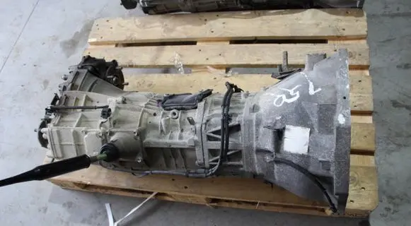 Toyota Land Cruiser (J150) Automatic gearbox Y0E01101