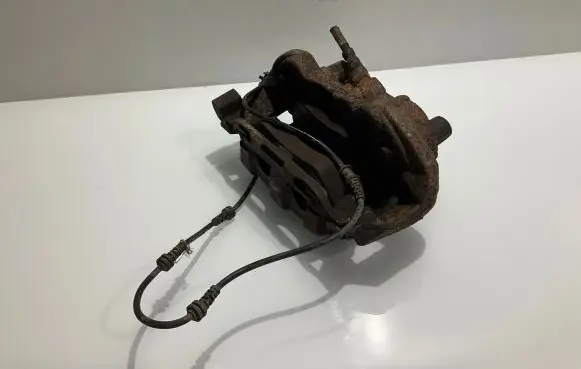 Mercedes-Benz ML W164 Front brake caliper