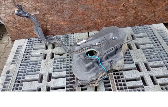 Audi A2 Fuel tank 