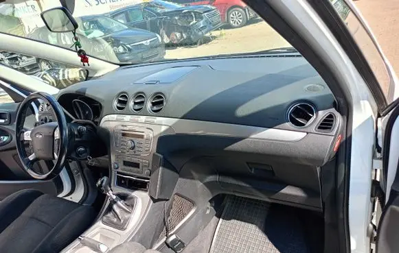 Ford S-MAX Dashboard 