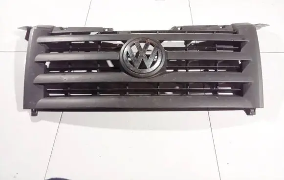 Volkswagen Crafter Front grill 9068800085