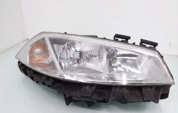 Renault Megane II Headlight/headlamp 89307000 8200073222J
