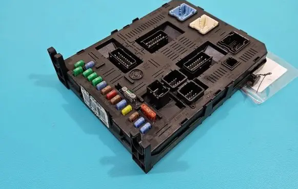 Citroen C5 Central body control module 9660105880 IMPRK1360999
