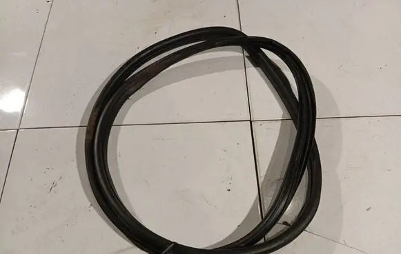 Opel Meriva A Rubber seal front coupe door