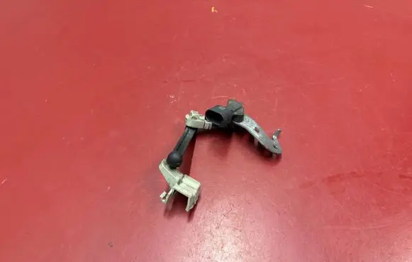 BMW X3 G45 Headlight/headlamp level sensor 6895467