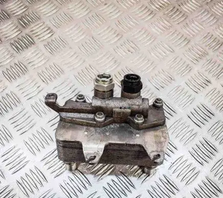 Engine oil radiator