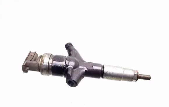 Subaru Forester SH Fuel injector 16613AA020