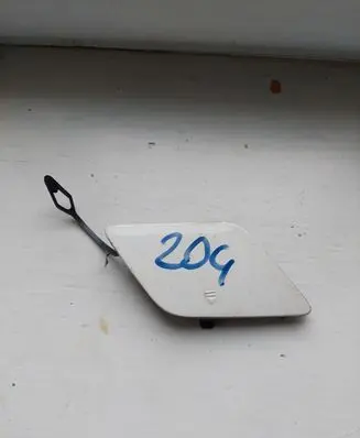 Mercedes-Benz C W204 Front tow hook cap/cover A2048850426