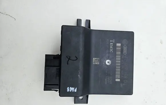Audi A6 Allroad C5 Gateway control module 4F0907468D 4F0907468