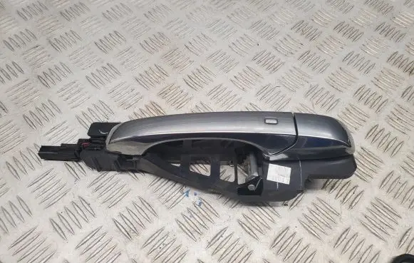 Jeep Grand Cherokee Front door exterior handle 04589884AL