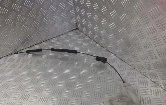 Mazda 5 Sliding door lock 