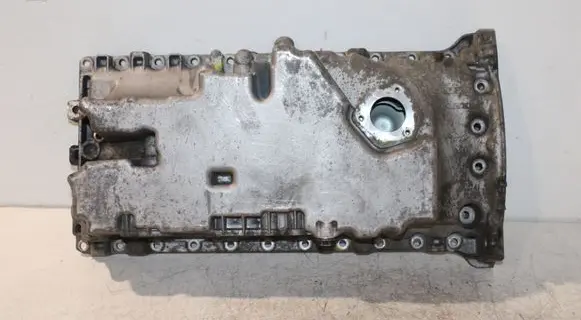 Volvo V70 Oil sump 31316978