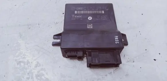 Audi A6 S6 C6 4F Gateway control module 4F0907468D 4F0910468A