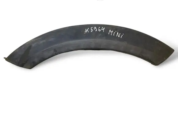 Front arch trim