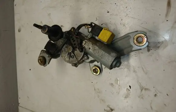 Mercedes-Benz E W211 Rear window wiper motor A2108207542 0390201564