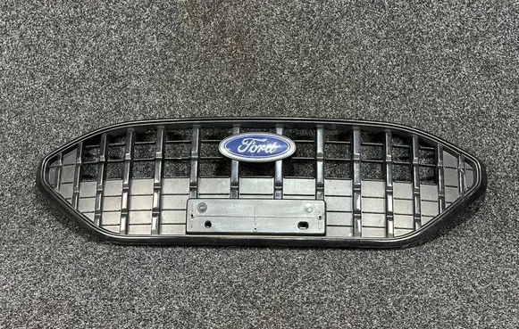 Ford Focus Front bumper lip NX7B-8200-U