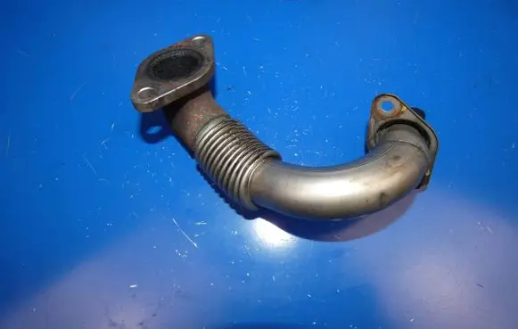 Hyundai Santa Fe EGR valve line/pipe/hose