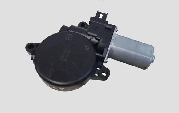 Mazda 6 Front door window regulator motor D6515858X CM012030