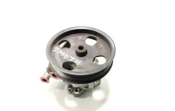 Opel Zafira B Power steering pump 7691032137