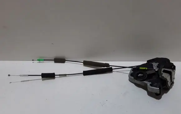 Lexus IS 220D-250-350 Front door lock 7A2709 A046693