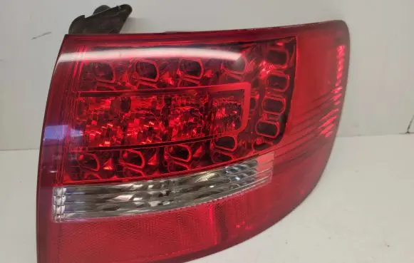 Audi A6 S6 C6 4F Rear/tail lights 89037056
