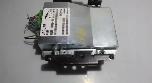 Jaguar XJ X351 Suspension control unit/module AW9318B008AA