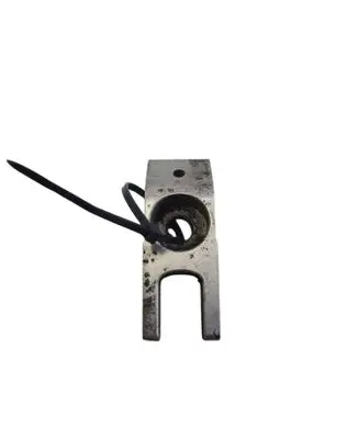 Opel Insignia A Fuel Injector clamp holder 55564625