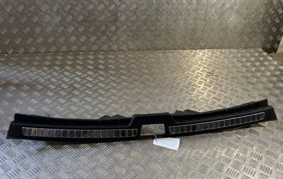 Volvo XC90 Trunk/boot sill cover protection 32239215
