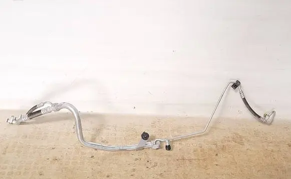 Mercedes-Benz SL R231 Air conditioning (A/C) pipe/hose A2318300415
