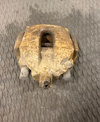 Volvo XC90 Rear brake caliper