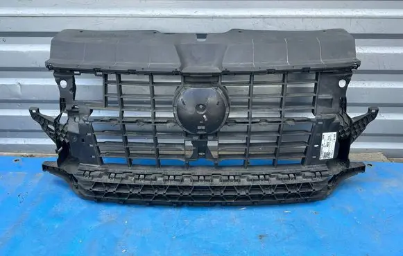 Volkswagen Transporter - Caravelle T6 Front bumper upper radiator grill 7LA807699D 2212319183 962B114B