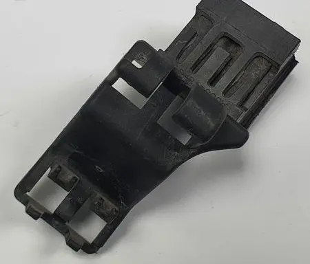 Mercedes-Benz C W205 Other cylinder head part A0004764536