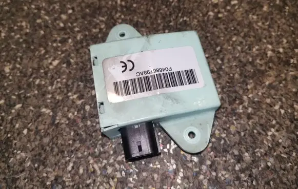 Chrysler Voyager Other control units/modules P04686798AC