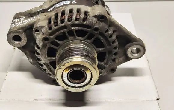 Opel Insignia A Generator/alternator 13502583 14V100A 09M30