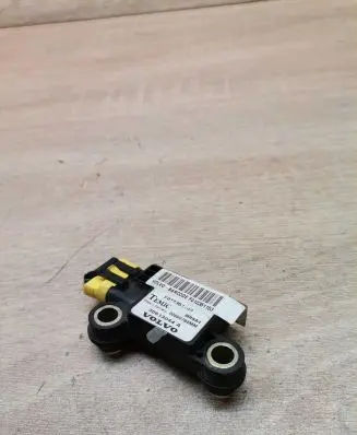 Volvo S40, V40 Airbag deployment crash/impact sensor 30613044a f012350071