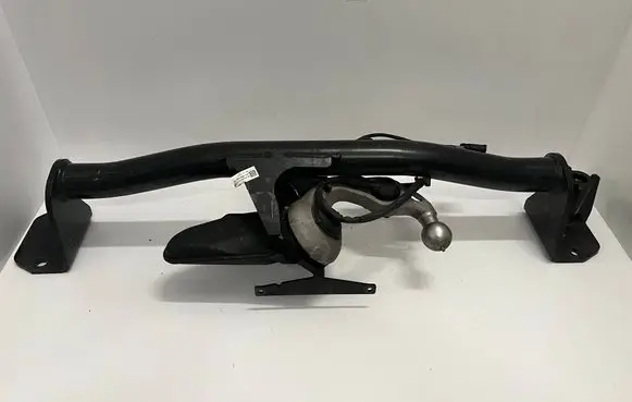 BMW X1 U11 Tow bar 5A43591 1756051