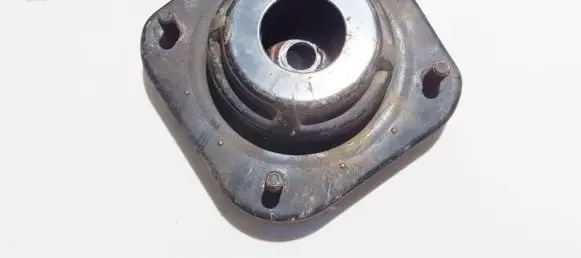 Chrysler PT Cruiser Coil spring mount 