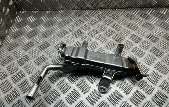 Toyota Auris E180 EGR valve cooler 2560137010B